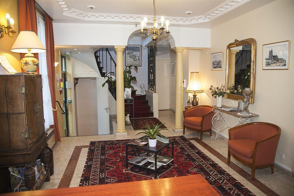 Du Manoir 2*